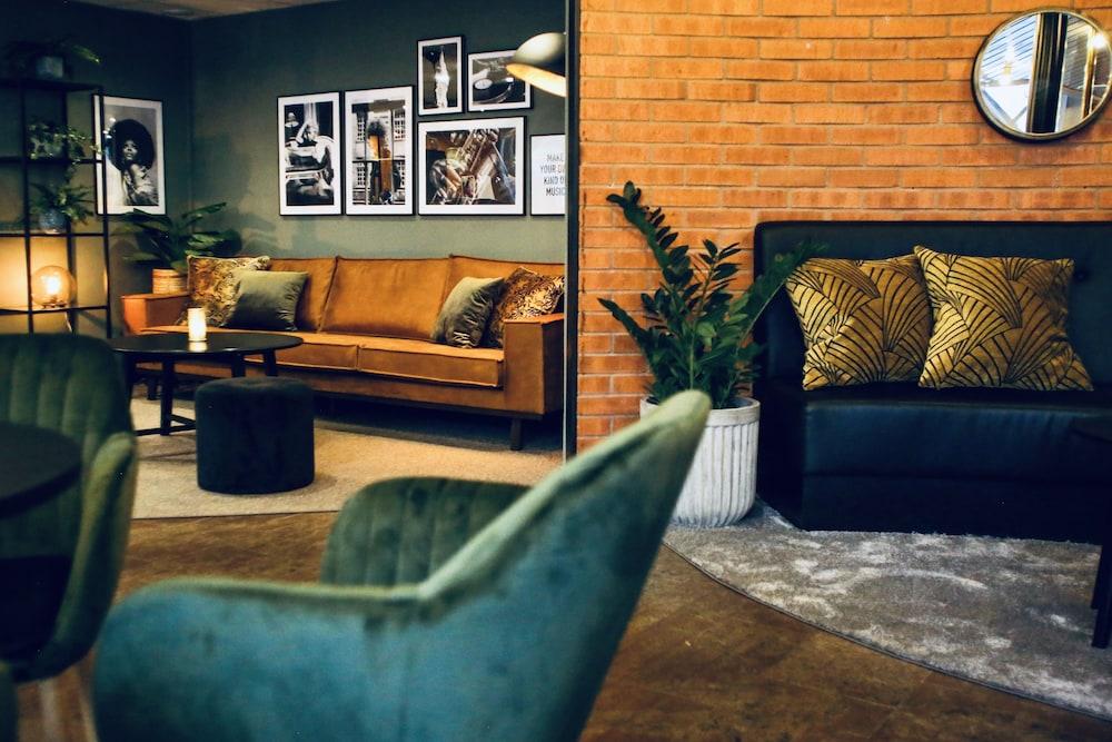 Quality Hotel Galaxen Borlange Bagian luar foto