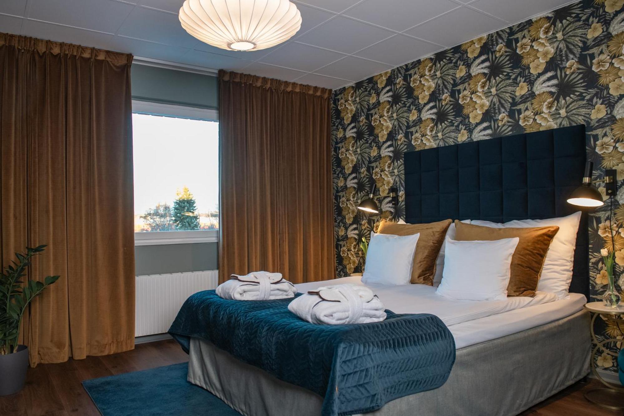 Quality Hotel Galaxen Borlange Bagian luar foto