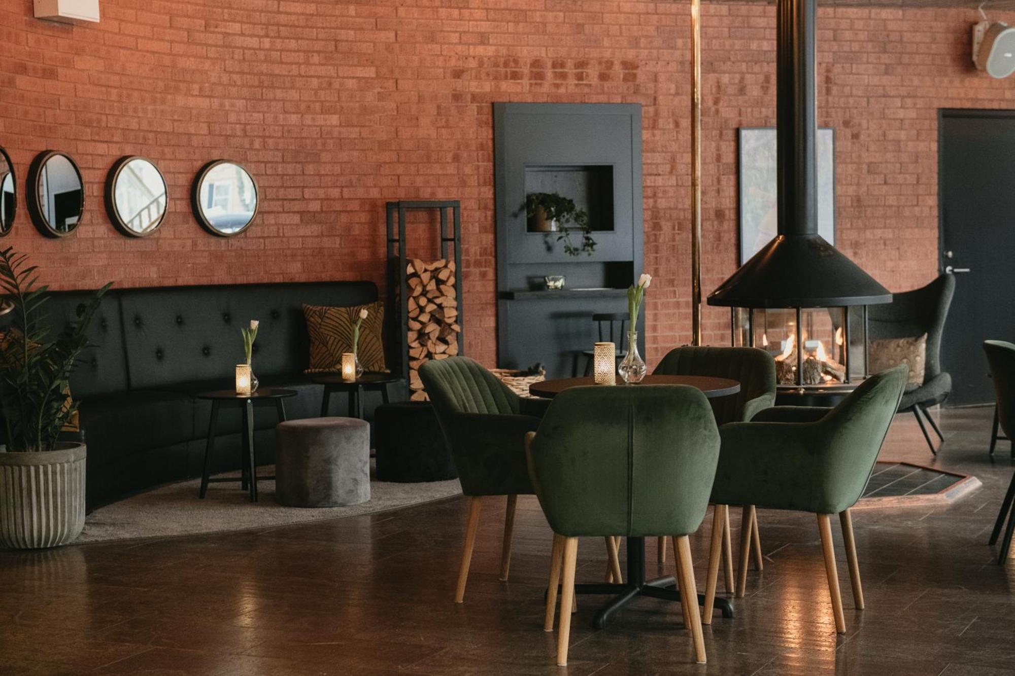Quality Hotel Galaxen Borlange Bagian luar foto